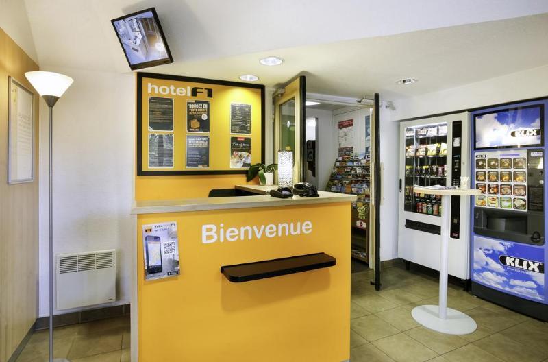 Hotelf1 Lille Tourcoing Nord Roncq Esterno foto